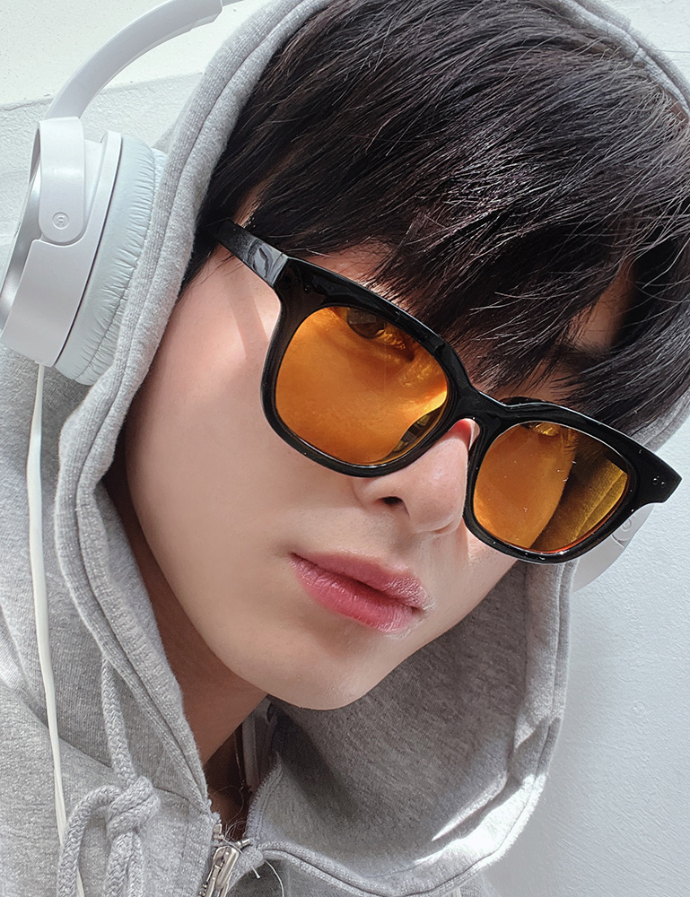 [1+1특가/추가금X] 에이원 패션 사각 뿔테 틴트 선글라스 안경 남녀공용 (6color)